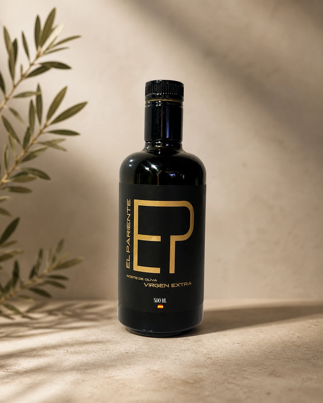 Botella de AOVE El Pariente, aceite de oliva virgen extra de Jaén